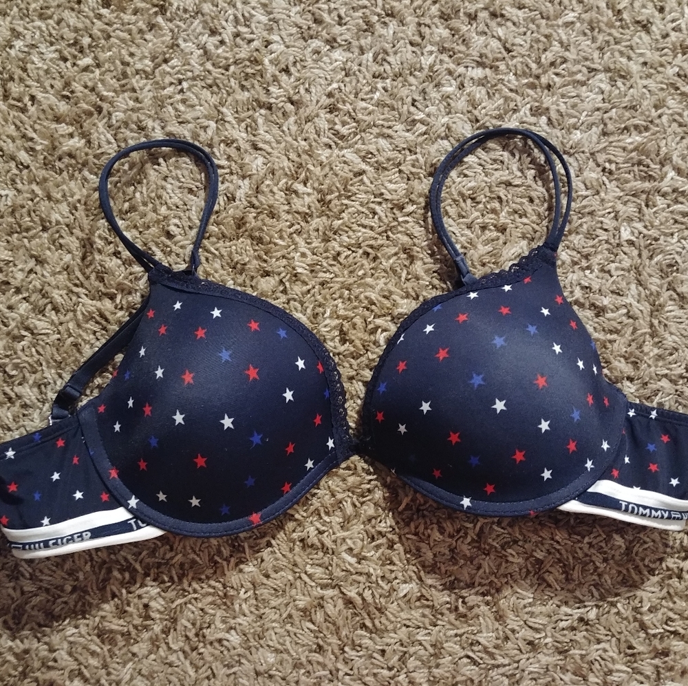 Tommy Hilfiger push up bra